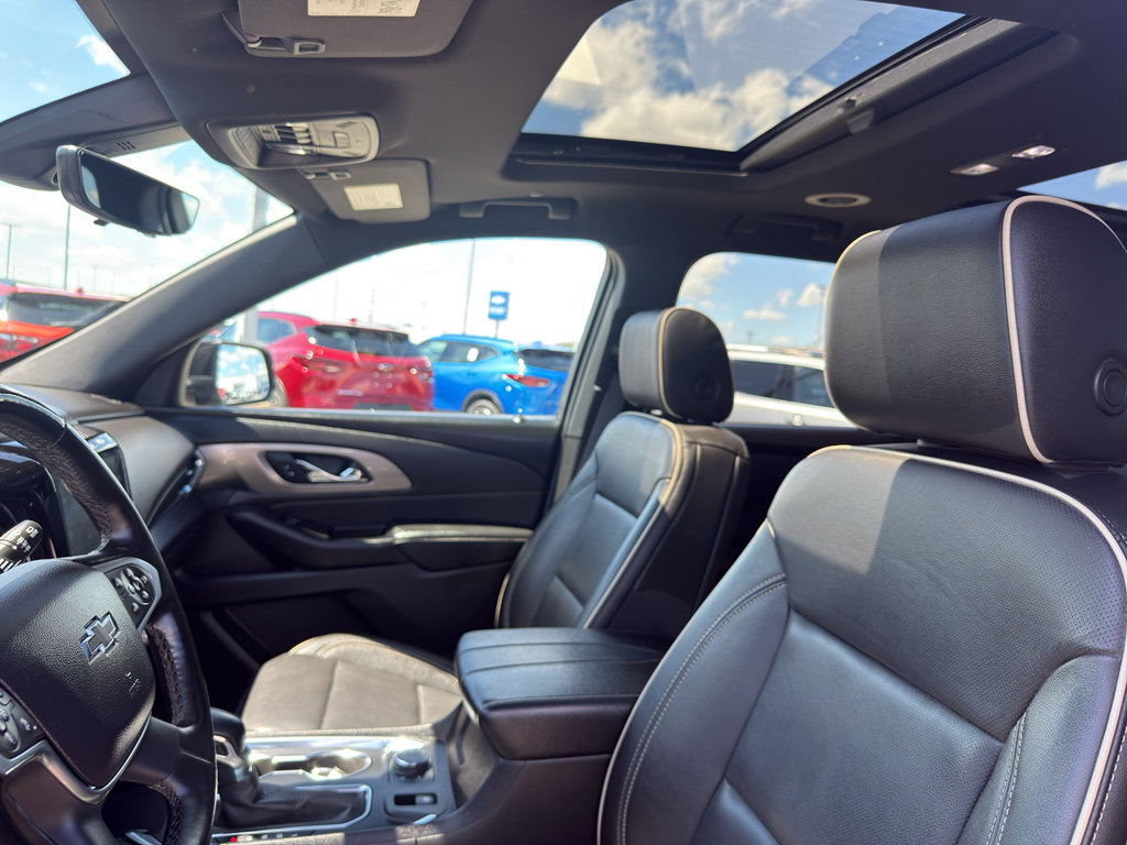 Certified 2023 Chevrolet Traverse Premier w/ Redline Edition AWD/4WD image 26