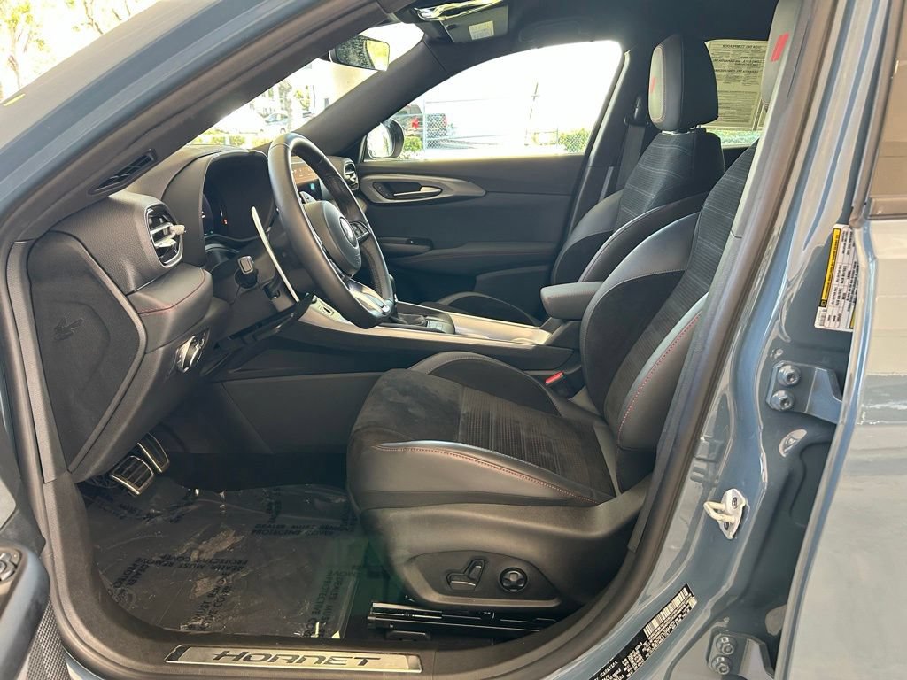 Certified 2025 Dodge Hornet R/T AWD/4WD image 6