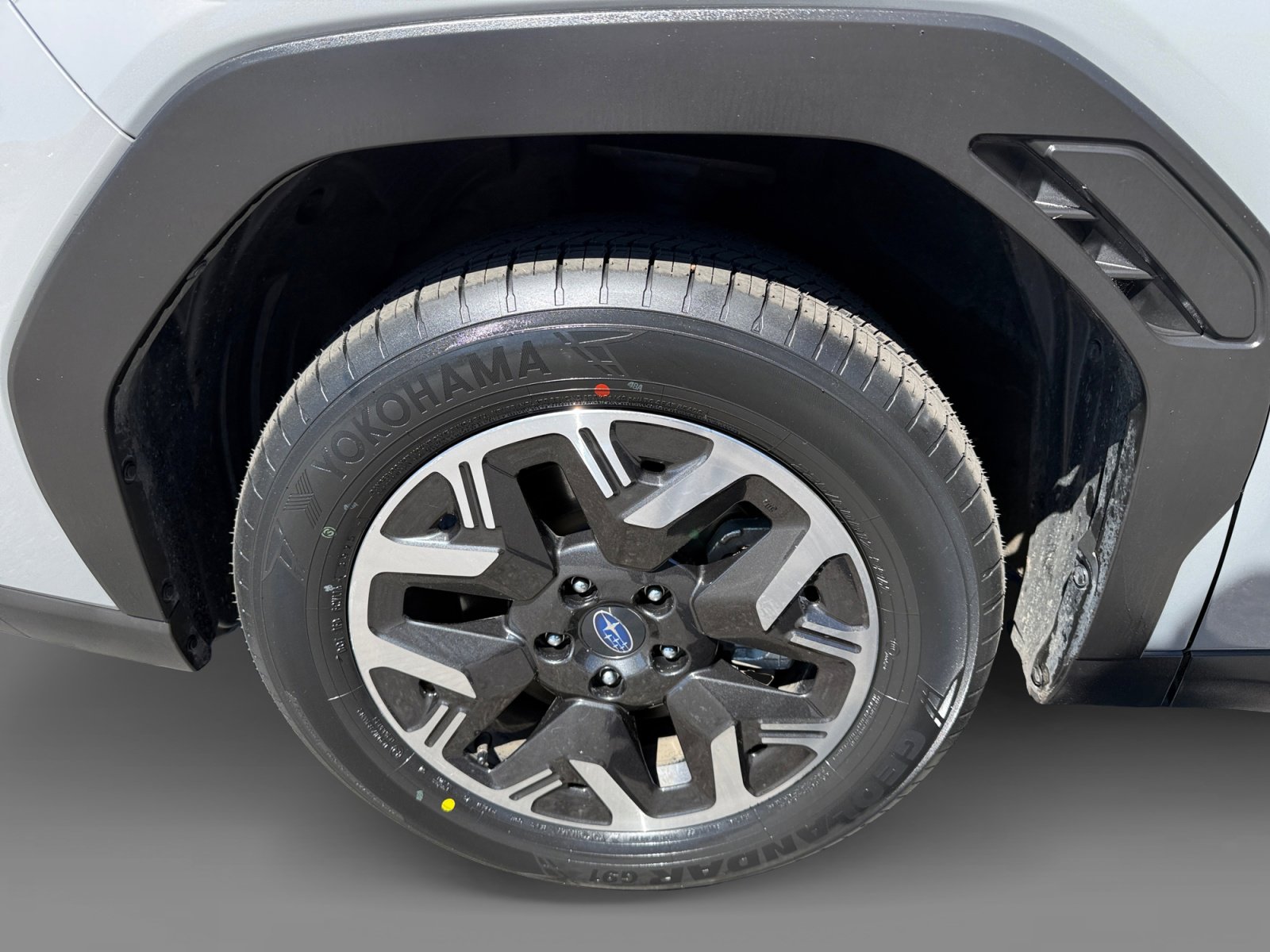 Used 2025 Subaru Forester Premium image 9