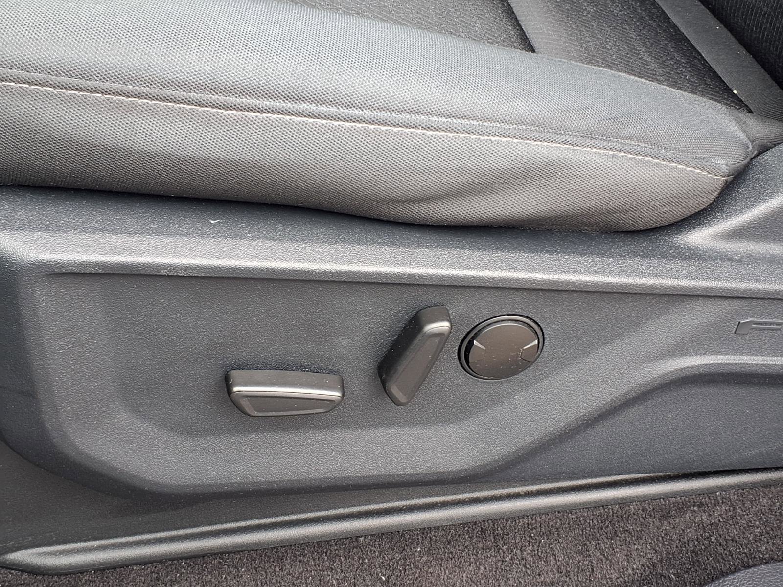 Used 2023 Ford F150 XLT w/ Equipment Group 302A High image 4