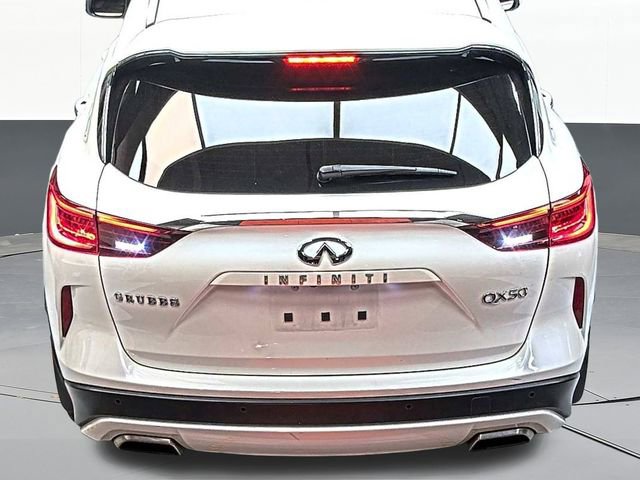 Used 2021 INFINITI QX50 Luxe w/ Appearance Package image 9