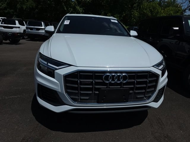 Used 2022 Audi Q8 Premium AWD/4WD image 2