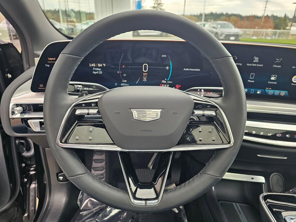 Used 2025 Cadillac Lyriq Sport image 24