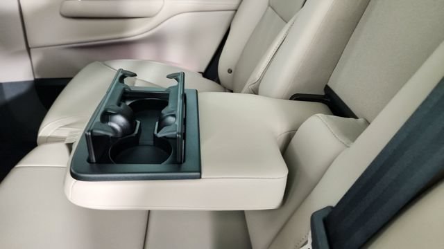New 2026 Volvo EX90 Plus AWD/4WD image 29
