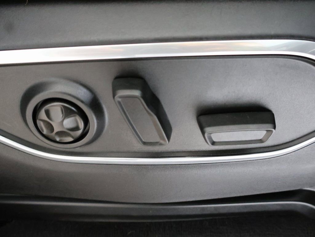 Used 2022 Jeep Wagoneer Series II w/ Premium Group I image 40