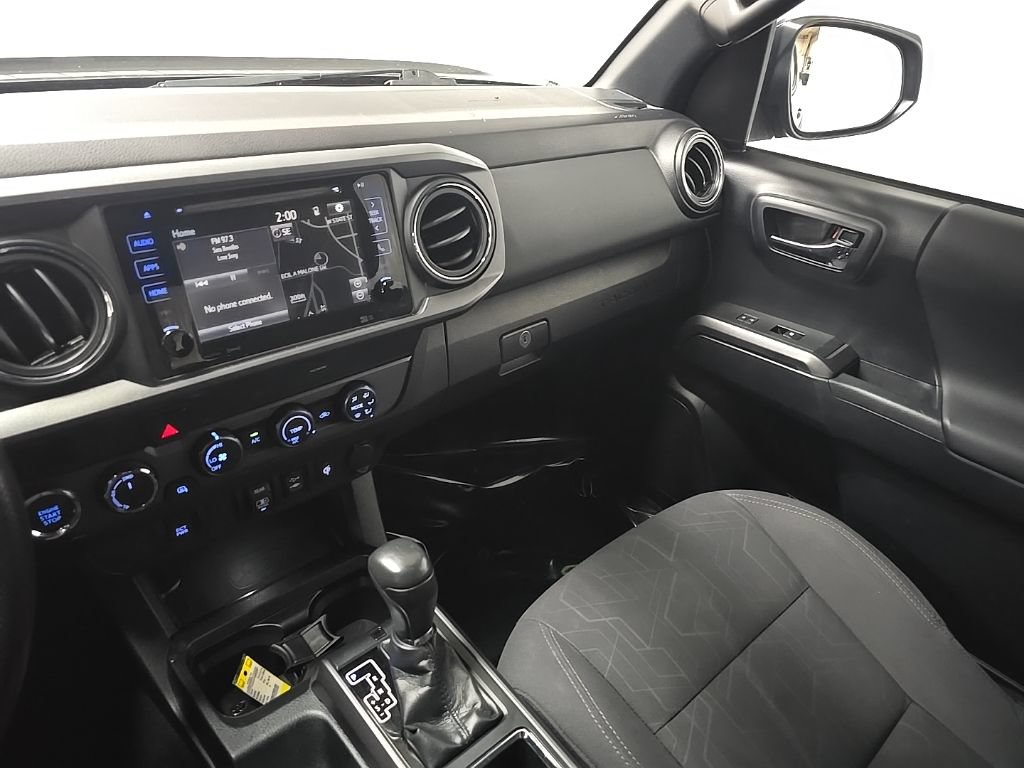 Used 2019 Toyota Tacoma TRD Off-Road AWD/4WD image 25