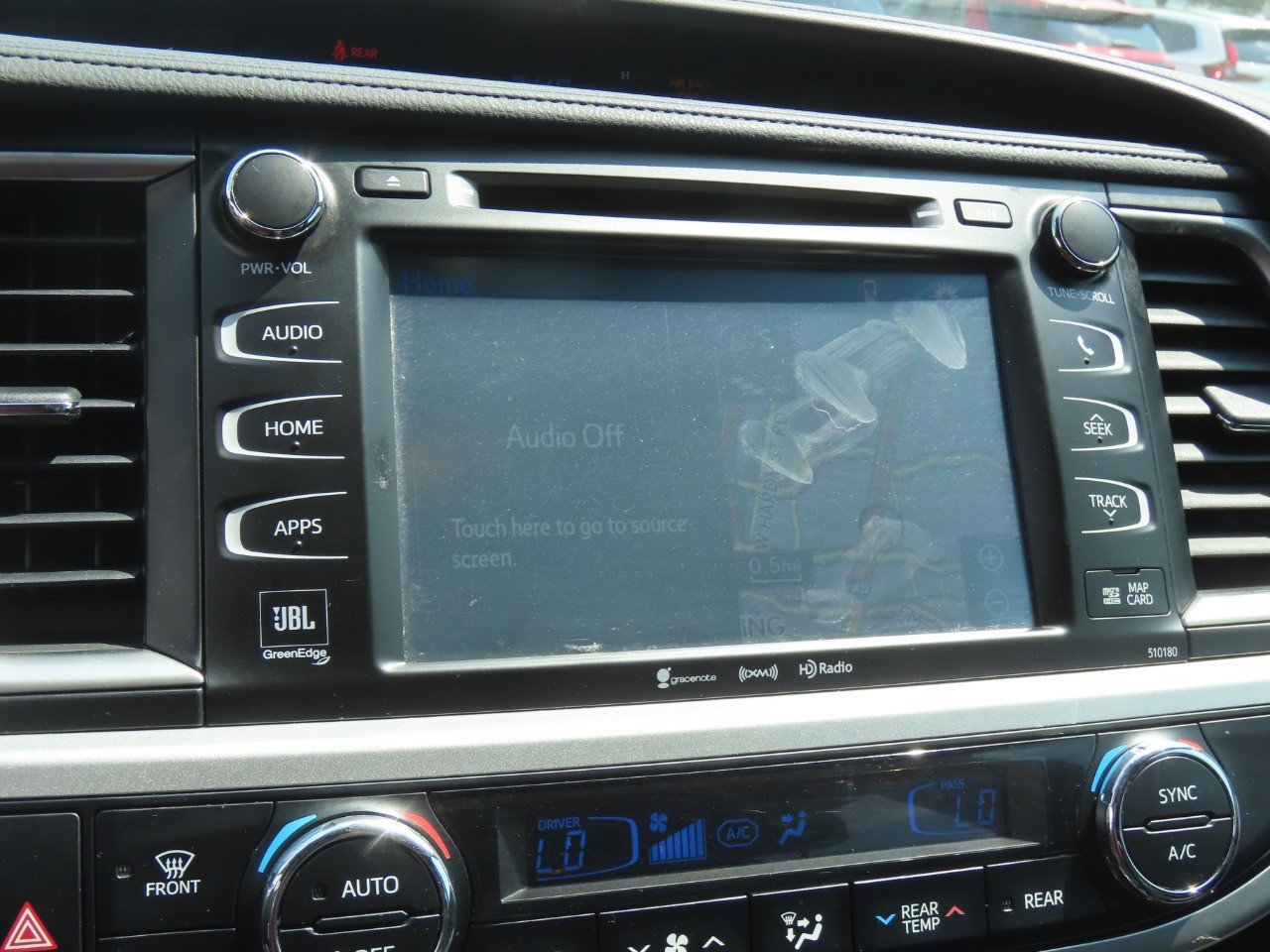 Used 2018 Toyota Highlander Limited Platinum AWD/4WD image 30