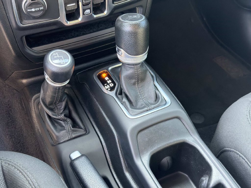 Used 2019 Jeep Wrangler Unlimited Sport S AWD/4WD image 32