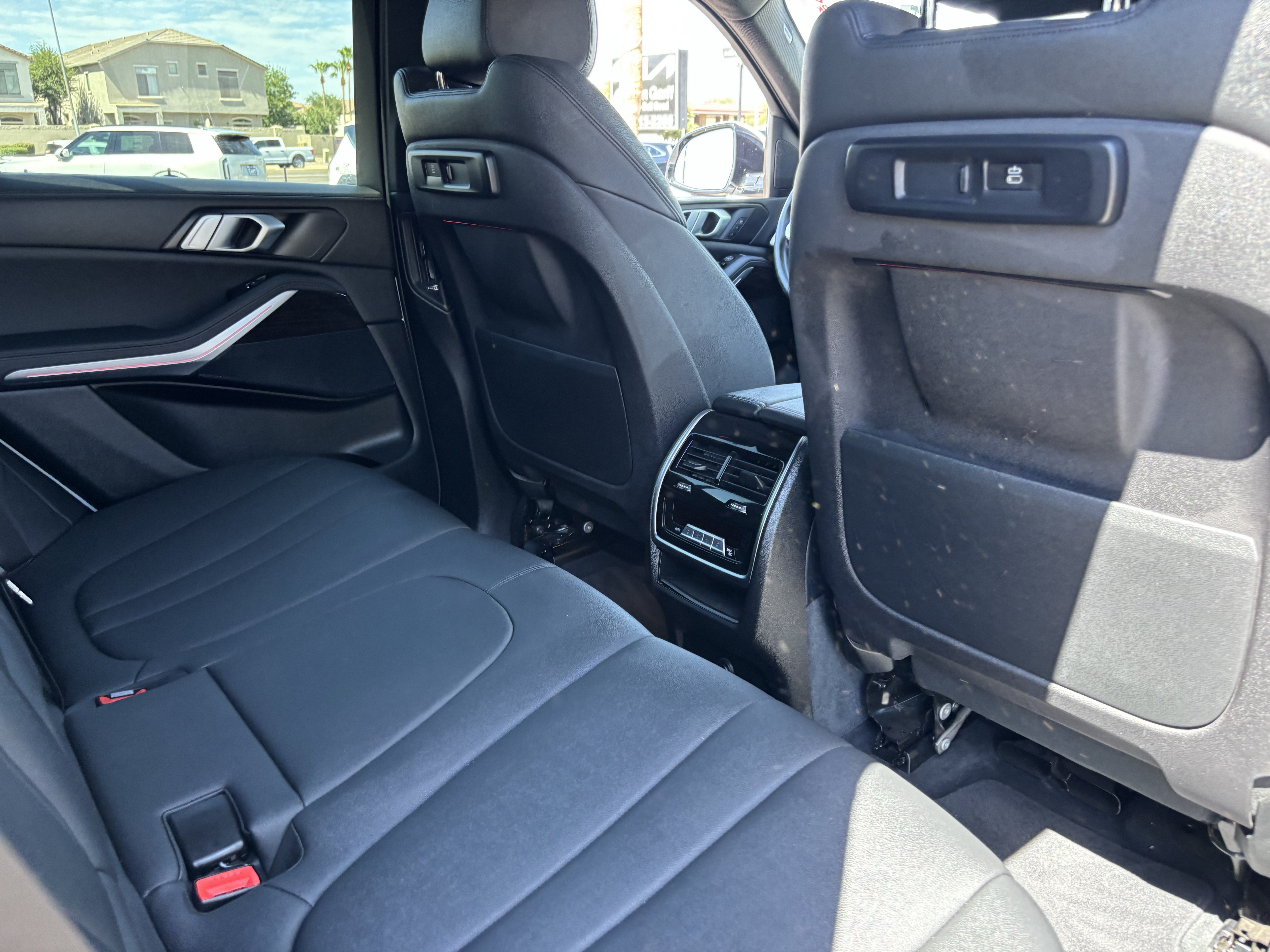 Used 2019 BMW X5 xDrive40i w/ Convenience Package AWD/4WD image 11