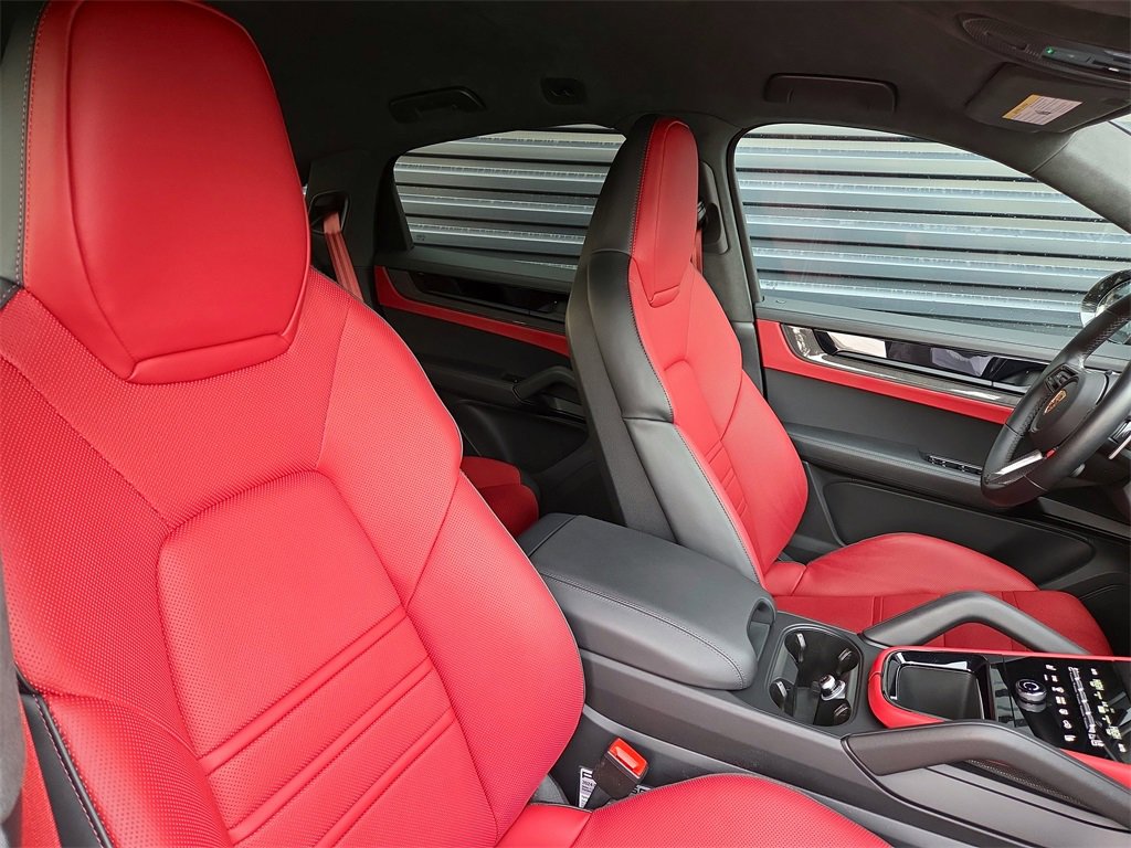 Certified 2024 Porsche Cayenne Turbo GT image 18