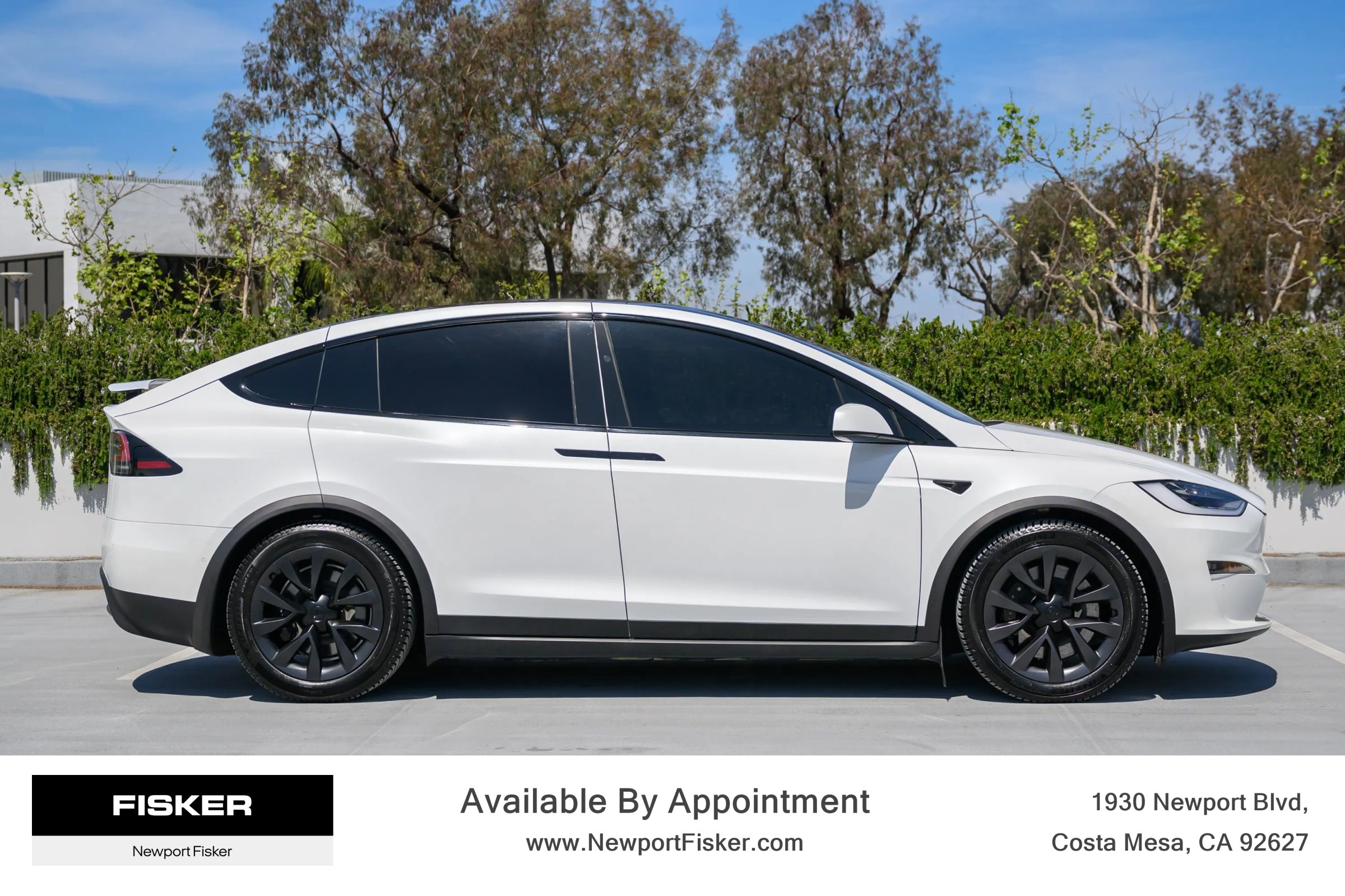 Used 2022 Tesla Model X image 9