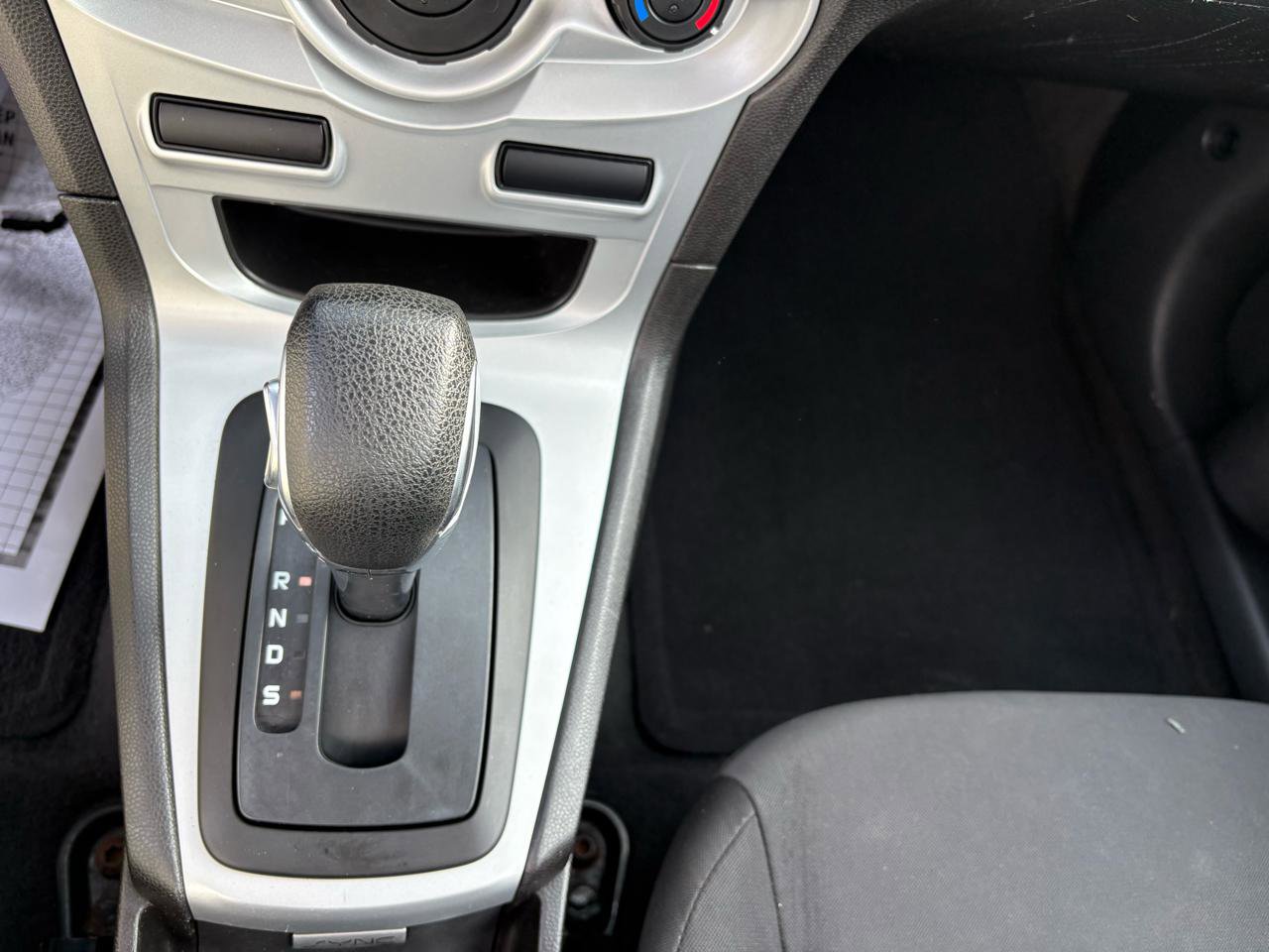 Used 2019 Ford Fiesta SE FWD image 24