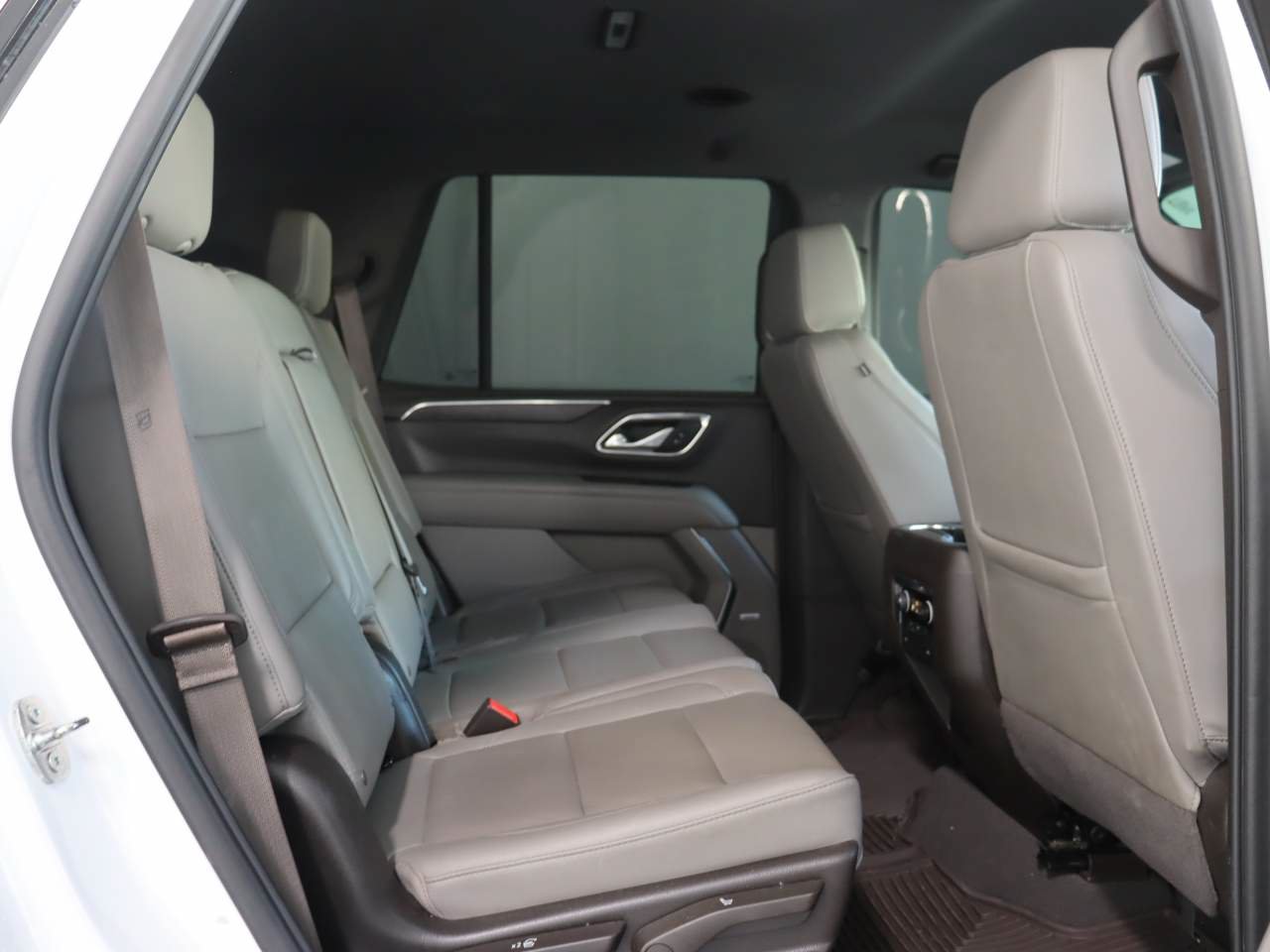Used 2023 Chevrolet Tahoe LT AWD/4WD image 19