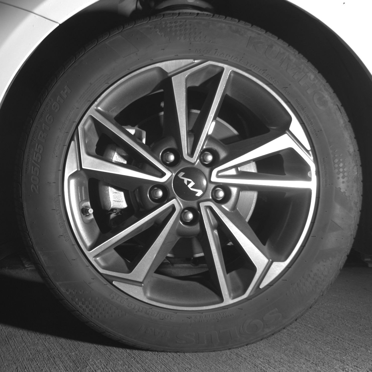 Used 2024 Kia Forte LXS FWD image 17