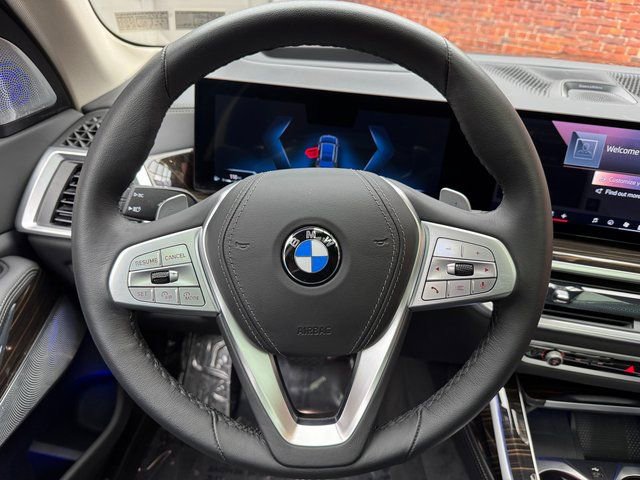 Certified 2025 BMW X7 xDrive40i w/ Premium Package image 14