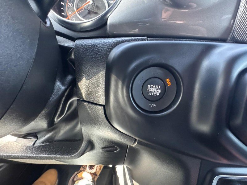 Used 2023 Jeep Wrangler Unlimited Sahara AWD/4WD image 18