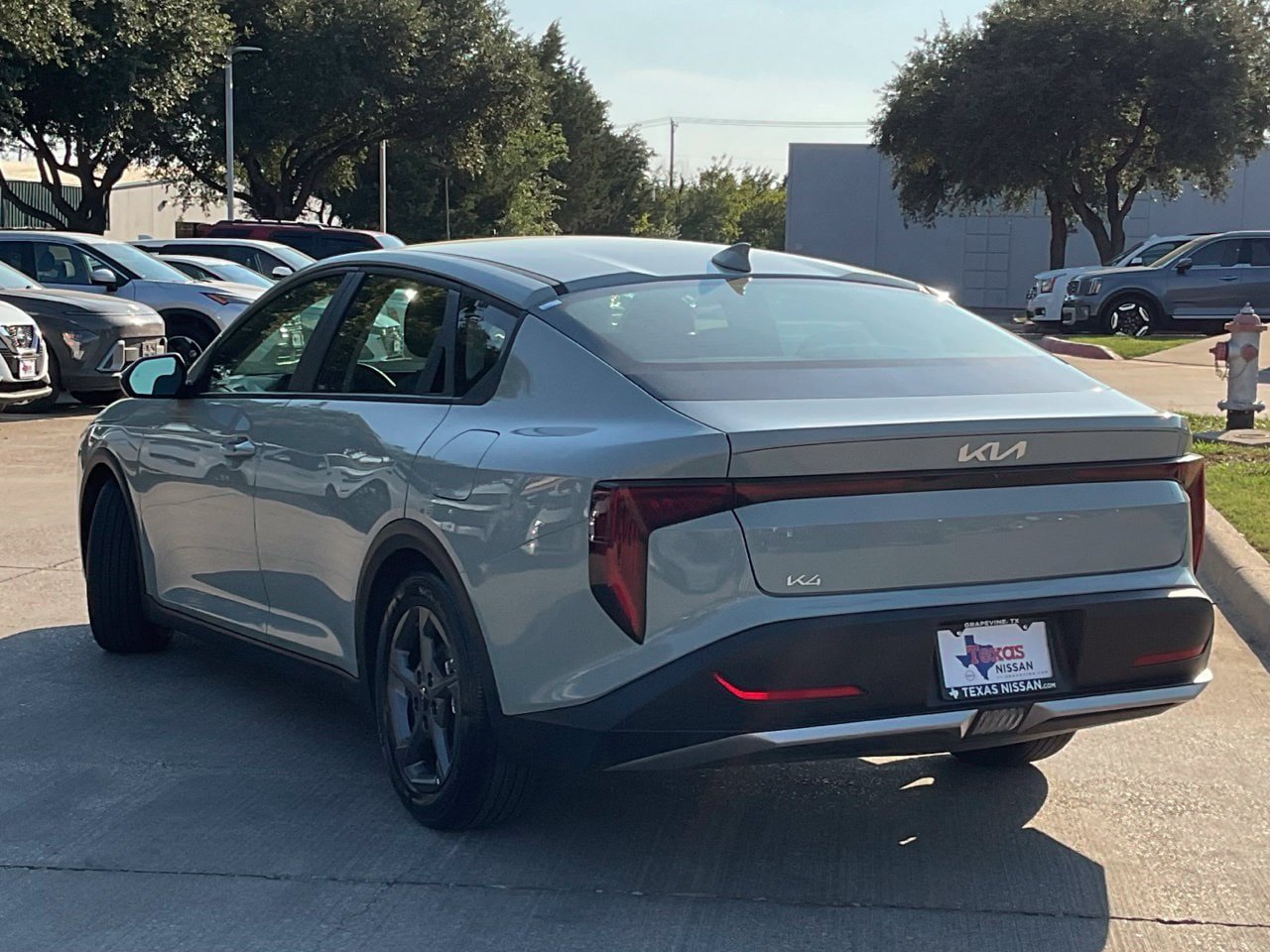 Used 2025 Kia K4 FWD image 6