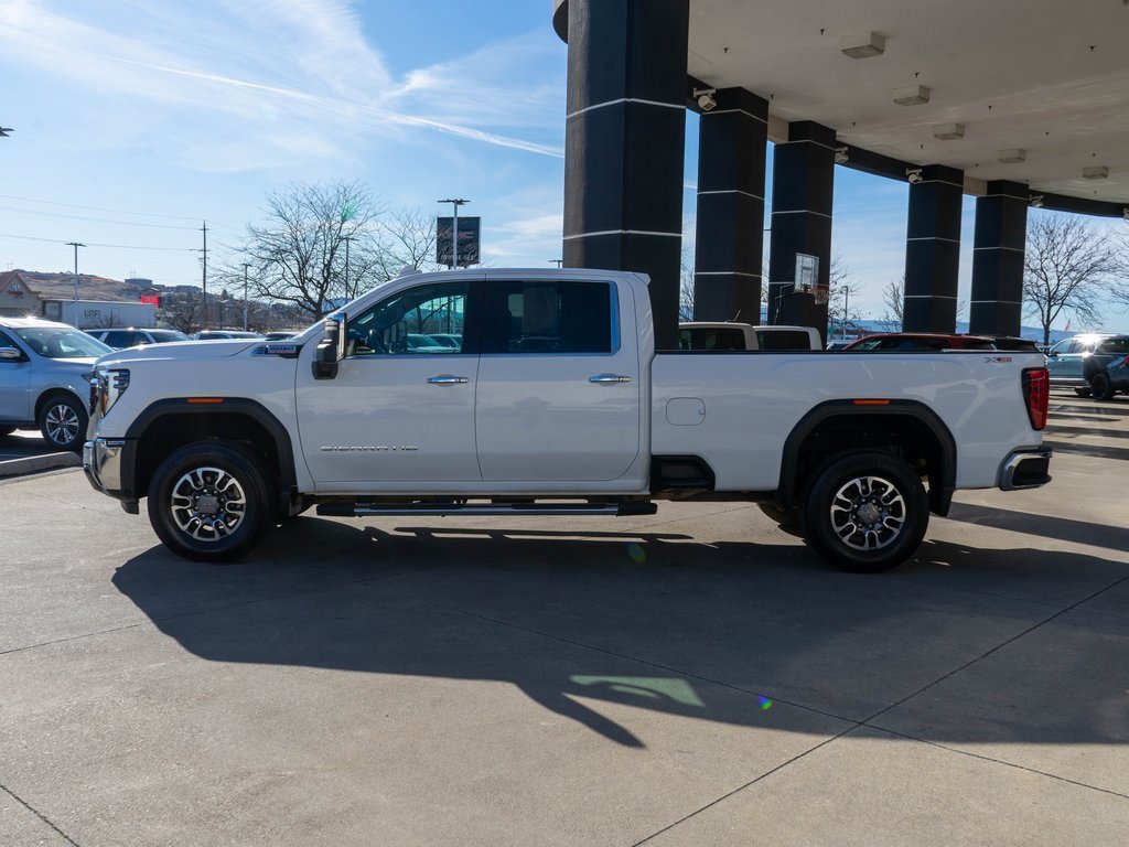 Used 2024 GMC Sierra 3500 SLT w/ X31 Off-Road Package image 4