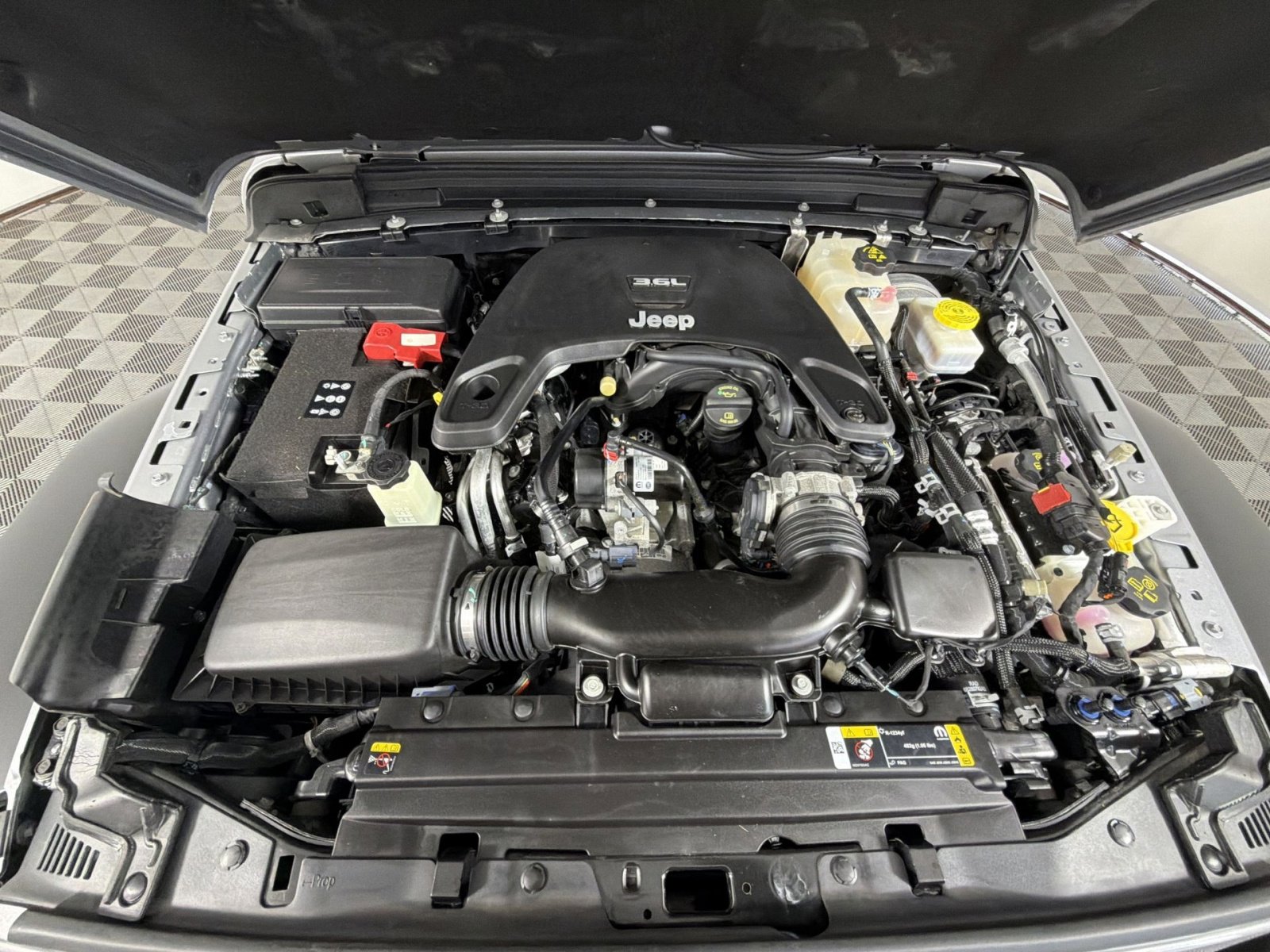 Used 2021 Jeep Wrangler Unlimited Sport image 26