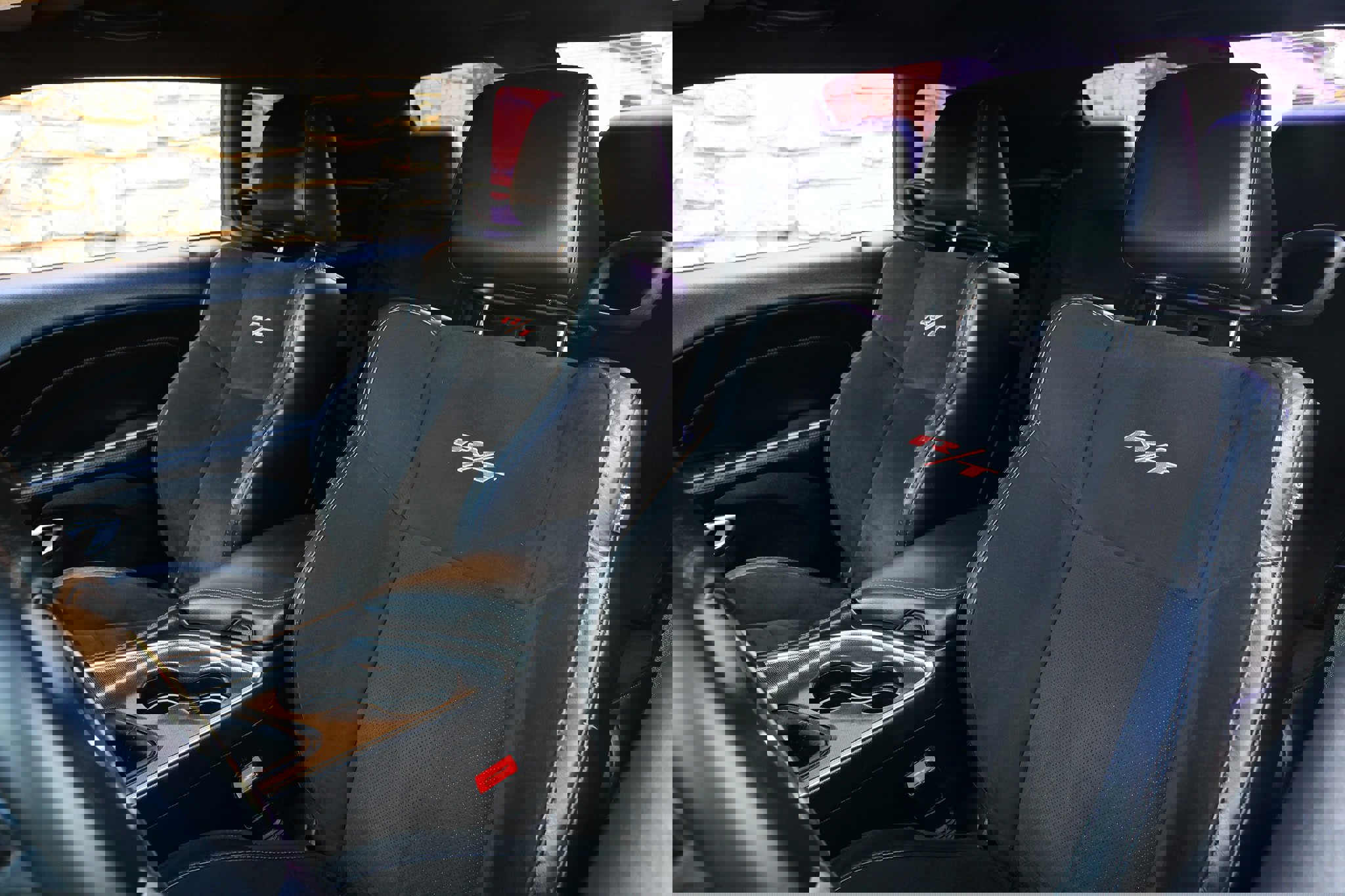 Used 2015 Dodge Challenger R/T Scat Pack w/ Scat Pack Appearance Package image 9