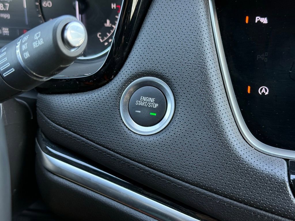 Certified 2025 Cadillac XT5 Premium Luxury image 32