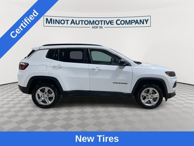 Used 2023 Jeep Compass Latitude image 9