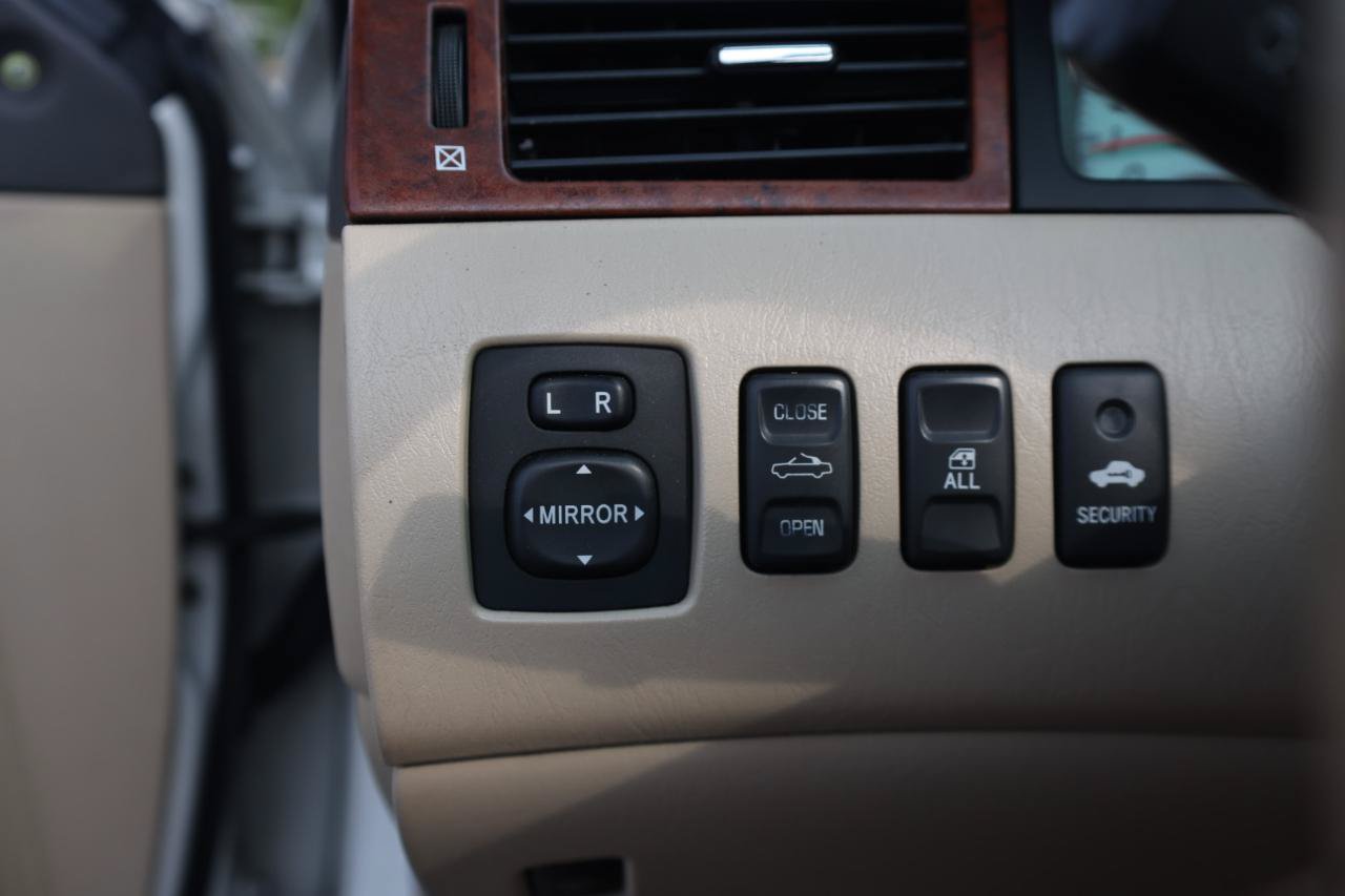 Used 2006 Toyota Solara SLE FWD image 23