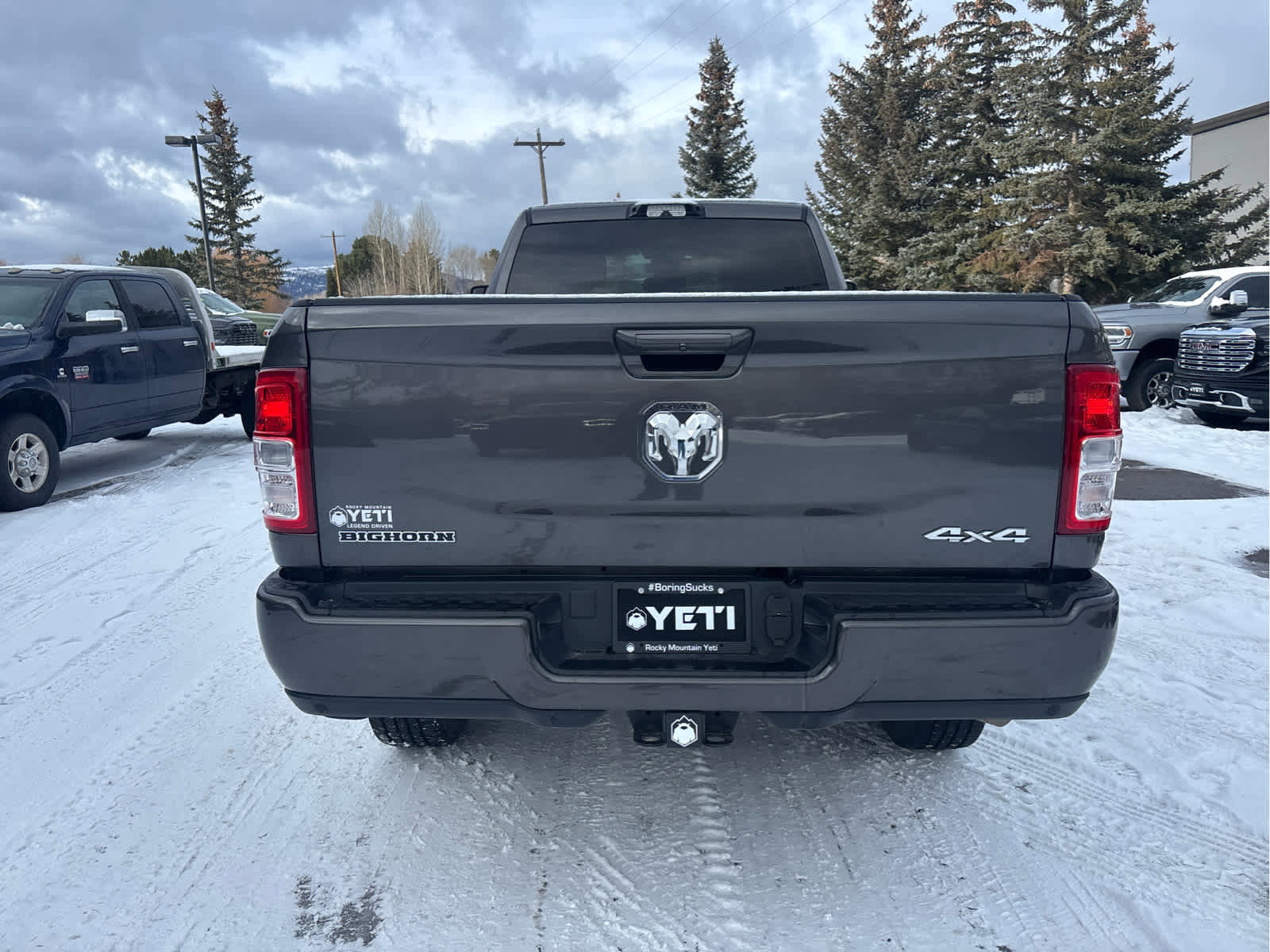 Used 2024 RAM 2500 Big Horn w/ Sport Appearance Package image 8