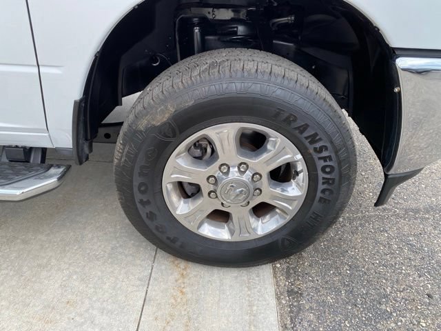 Used 2025 RAM 2500 Big Horn AWD/4WD image 15