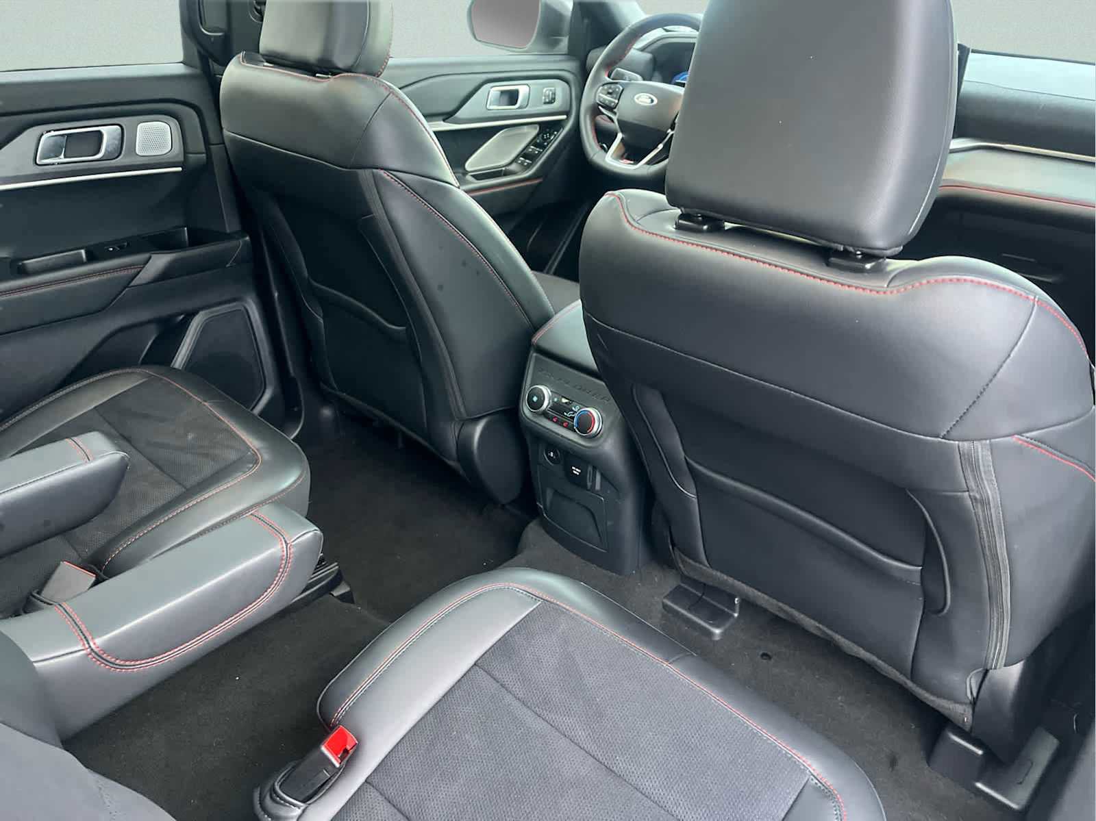 Used 2025 Ford Explorer ST w/ Sun And Sound Package image 15