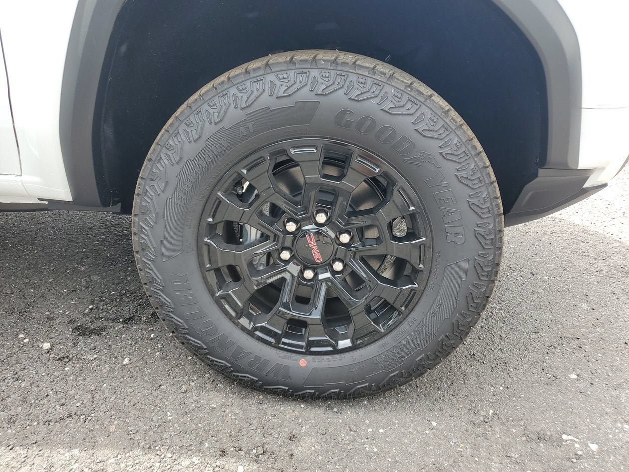 New 2026 GMC Canyon Elevation w/ Convenience Package AWD/4WD image 6