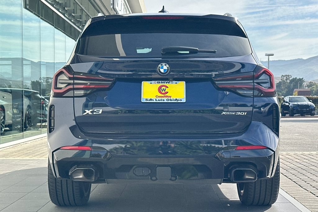 Used 2023 BMW X3 xDrive30i w/ M Sport Package AWD/4WD image 4