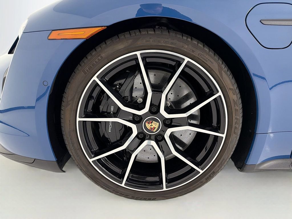 Used 2024 Porsche Taycan Turbo S w/ Premium Package AWD/4WD image 39