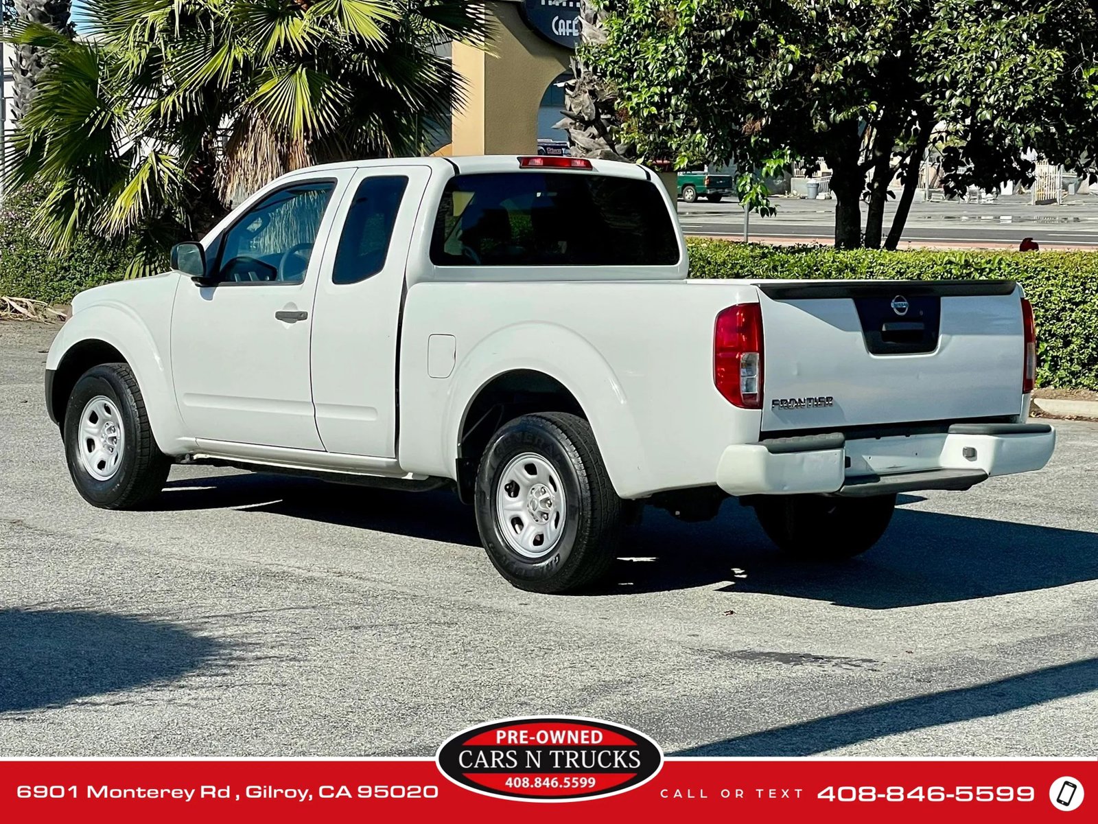 Used 2017 Nissan Frontier S image 4