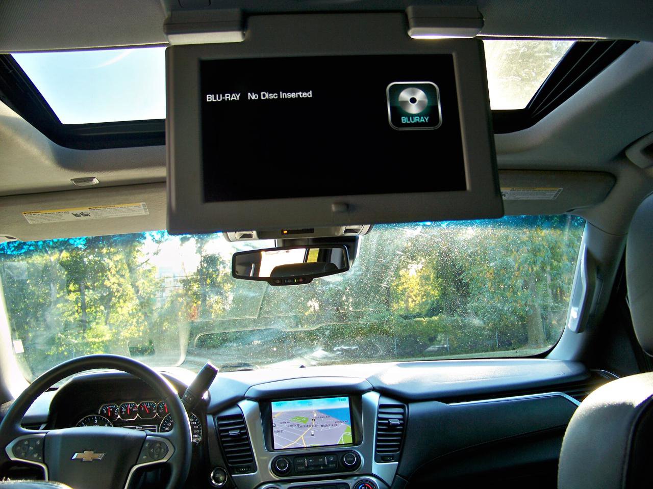 Used 2015 Chevrolet Suburban LTZ image 21