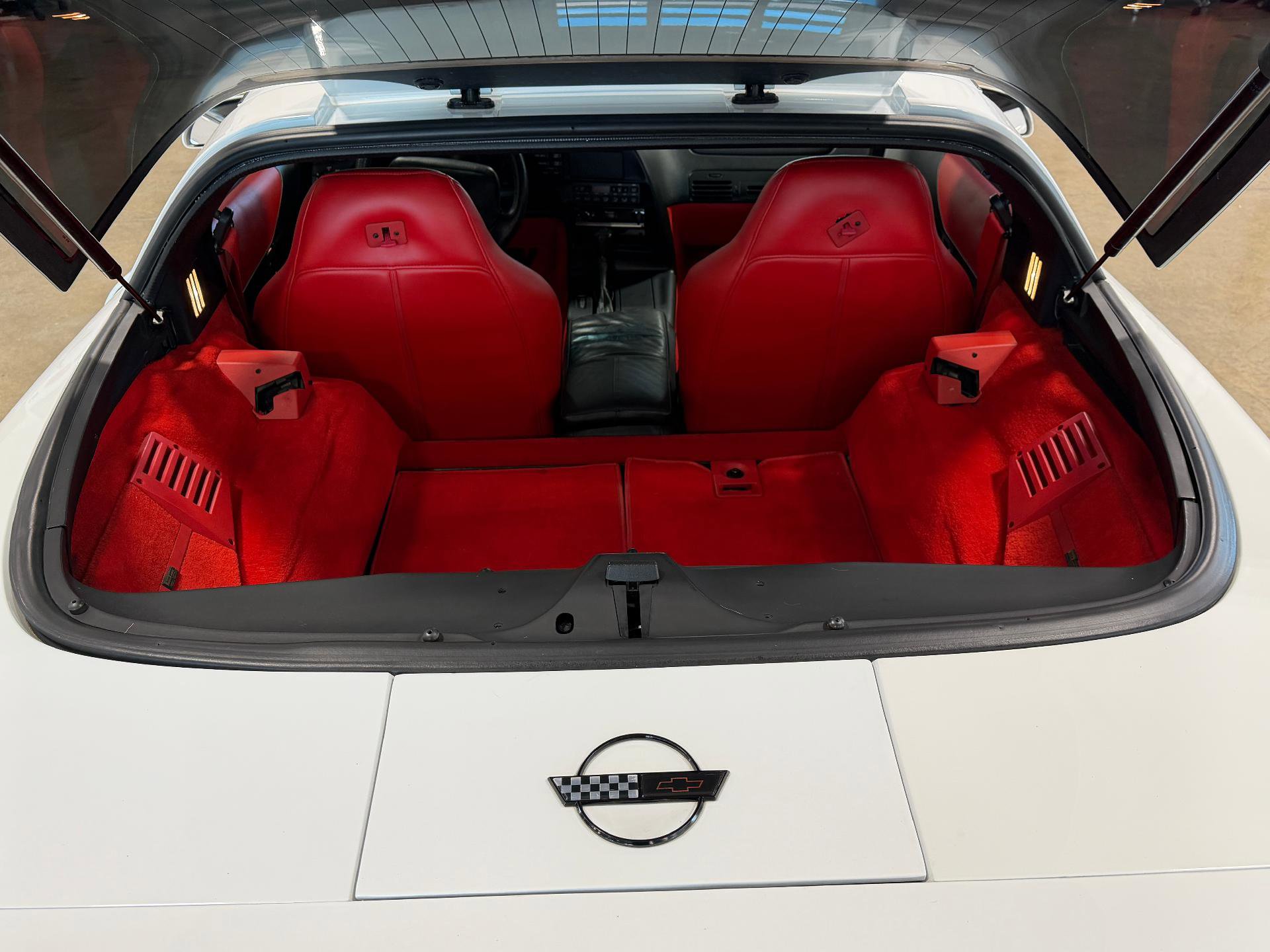 Used 1995 Chevrolet Corvette Coupe image 18