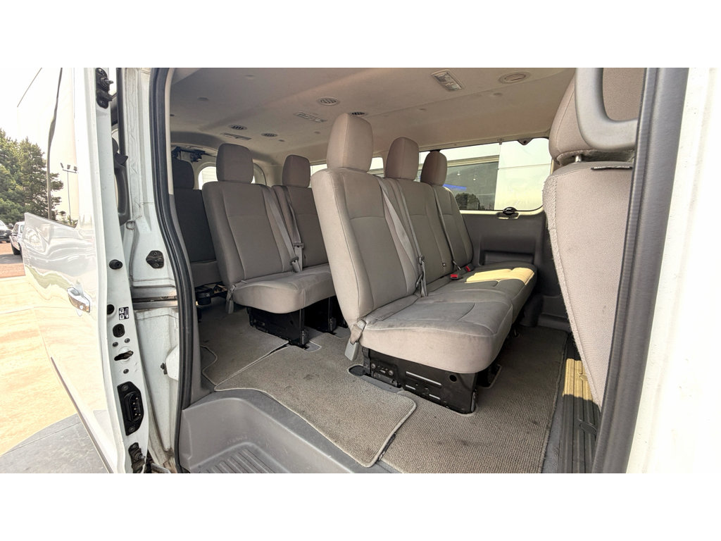 Used 2015 Nissan NV 3500 SV w/ Technology Package RWD image 11