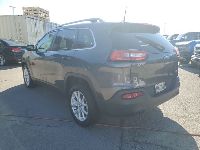 Used 2016 Jeep Cherokee Latitude w/ Cold Weather Group image 6