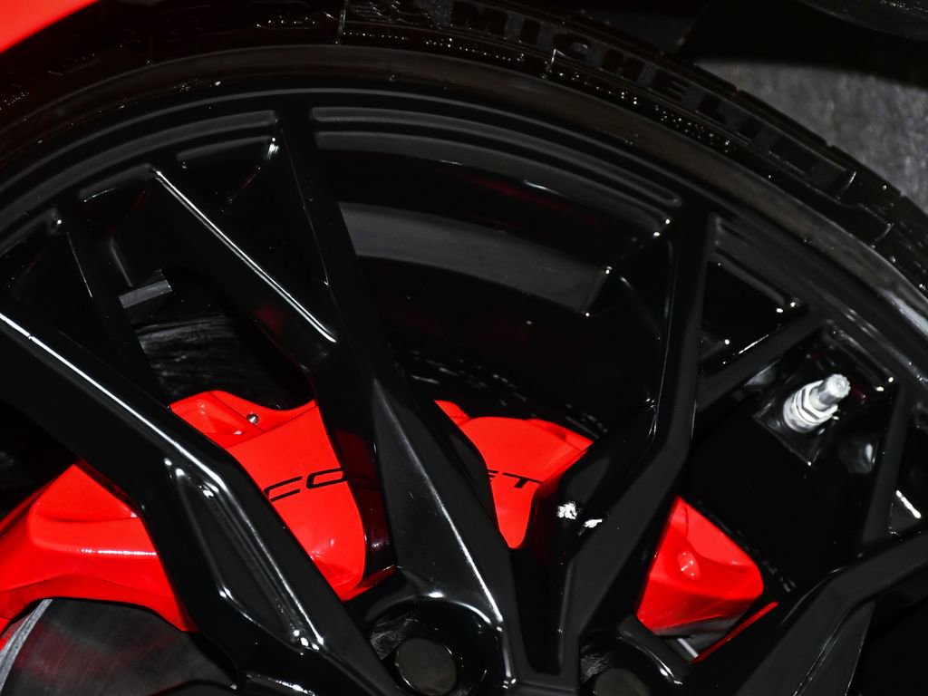 Used 2024 Chevrolet Corvette Stingray Convertible RWD image 86