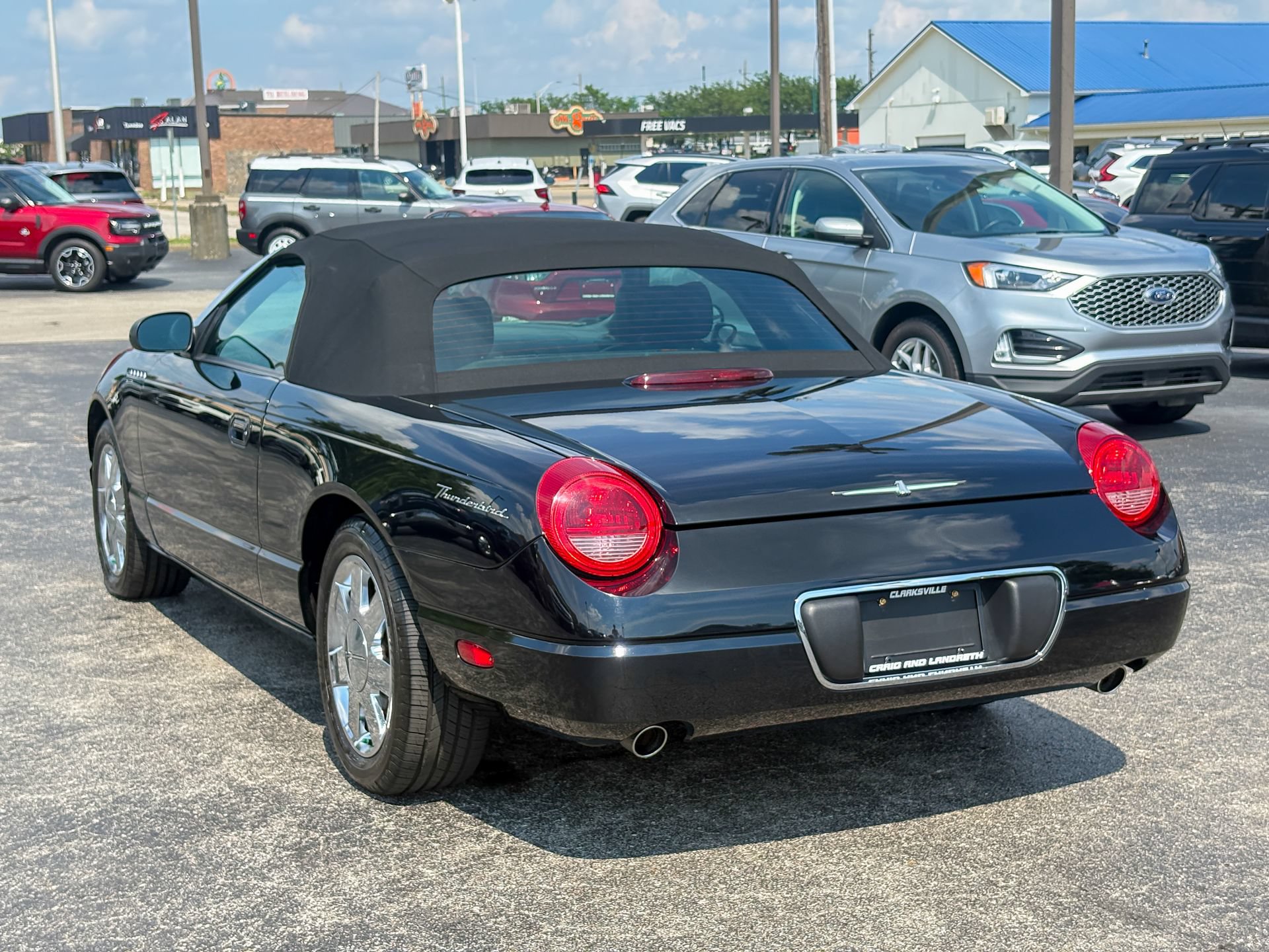 Used 2002 Ford Thunderbird RWD image 12