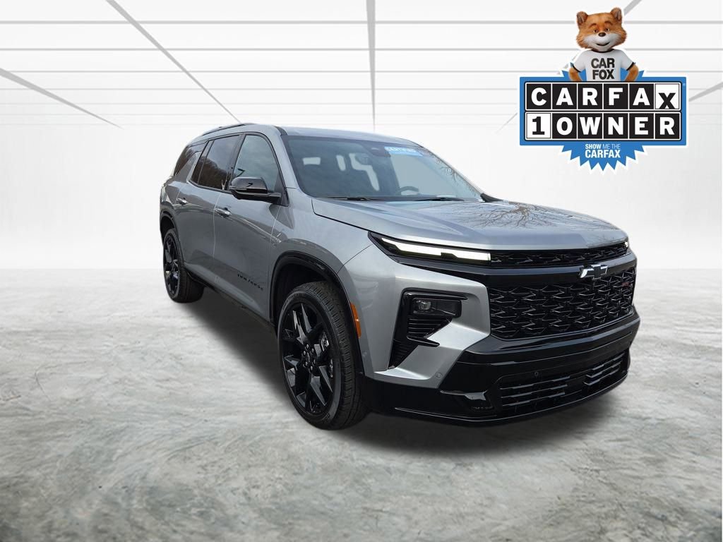 Certified 2025 Chevrolet Traverse RS w/ LPO, Floor Liner Package
