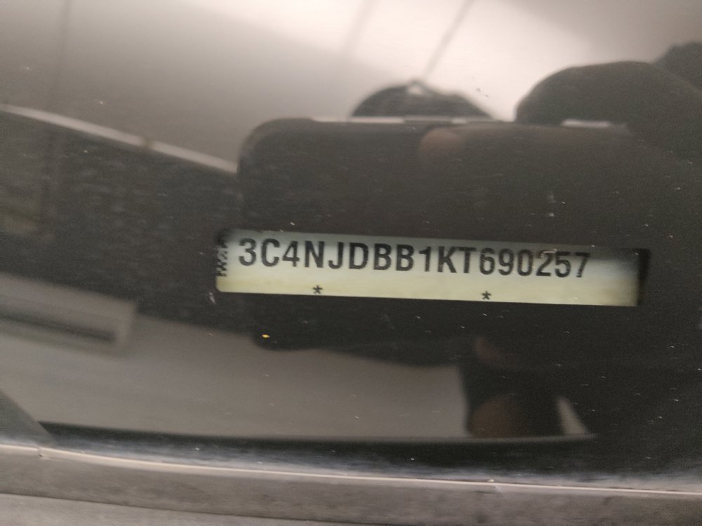 Used 2019 Jeep Compass Latitude w/ Popular Equipment Group AWD/4WD image 33
