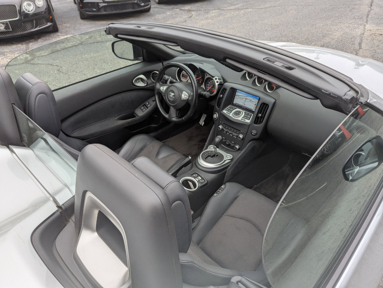 Used 2010 Nissan 370Z Touring w/ Sport Pkg image 41