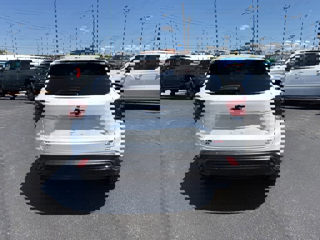 New 2025 Chevrolet Trax RS w/ Driver Confidence Package image 6