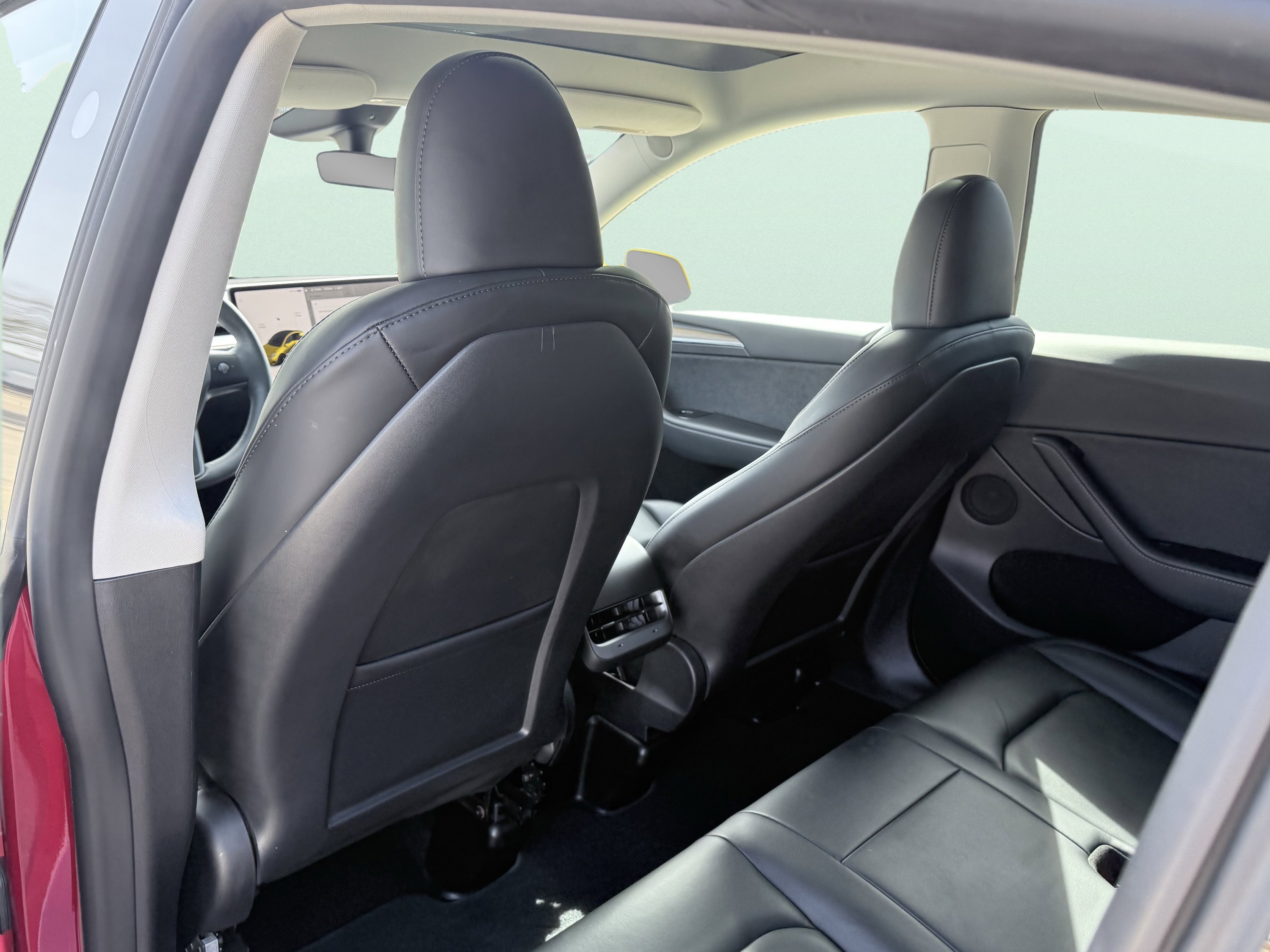 Used 2023 Tesla Model Y Performance image 34