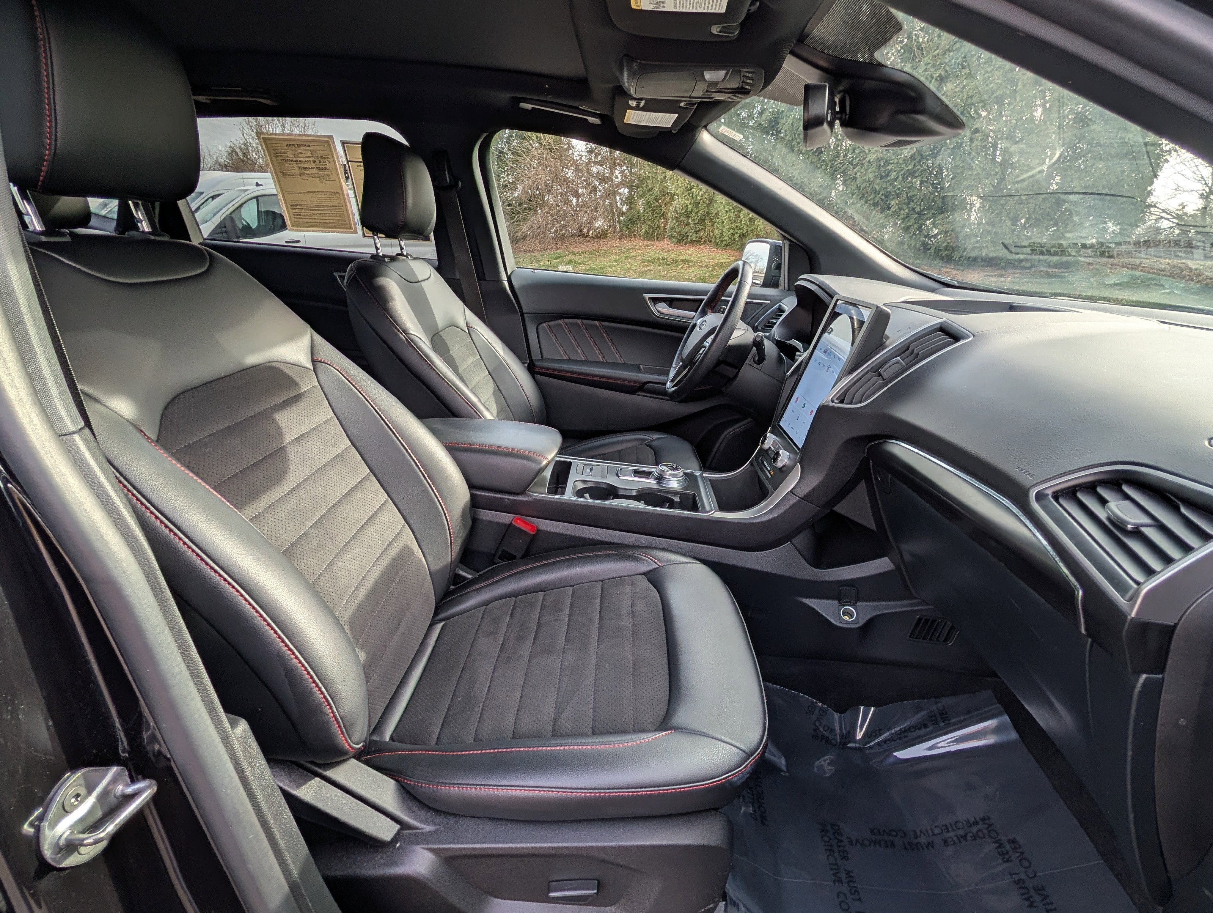 Used 2024 Ford Edge ST-Line image 12