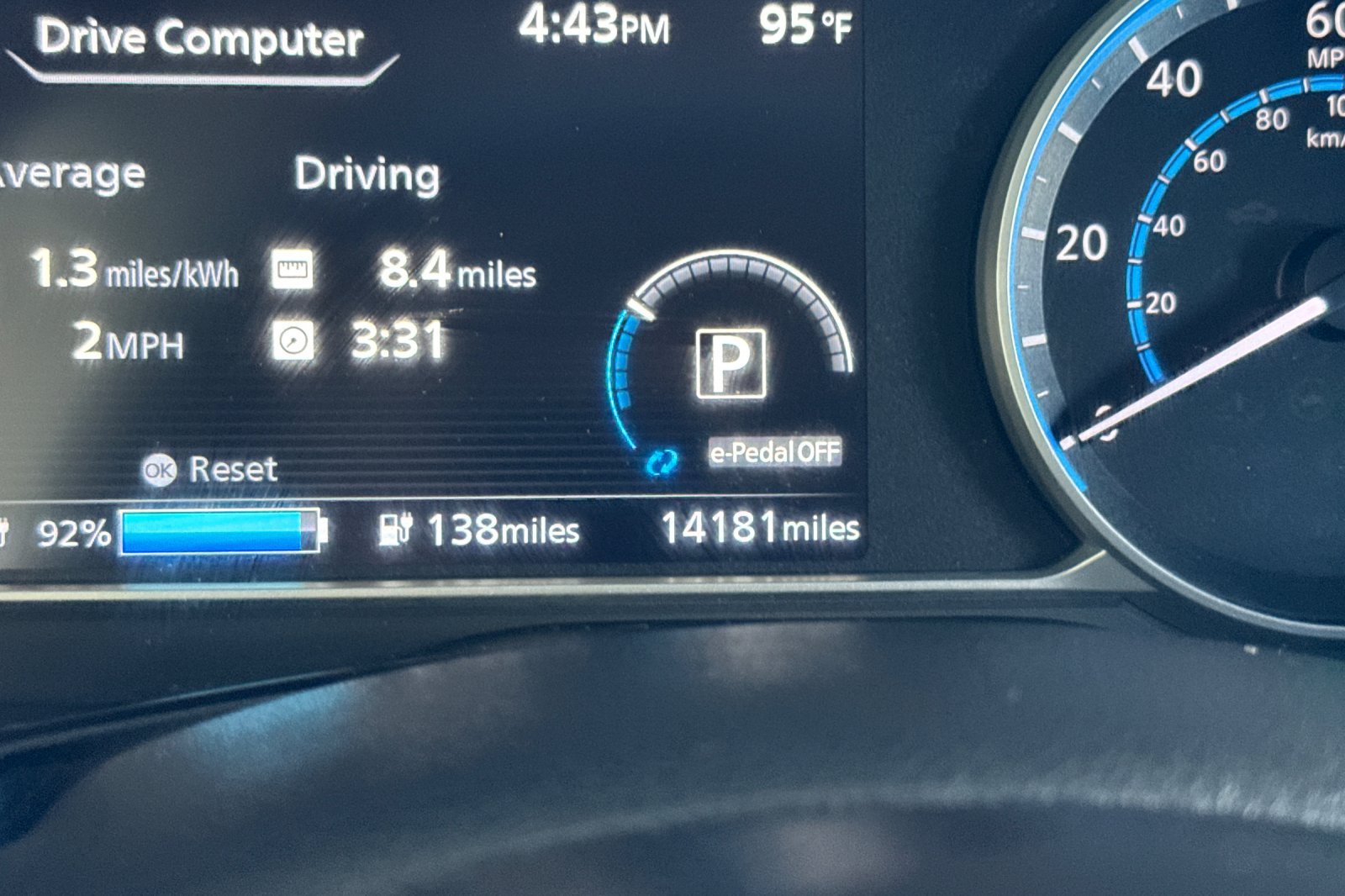 Certified 2025 Nissan Leaf S FWD image 42