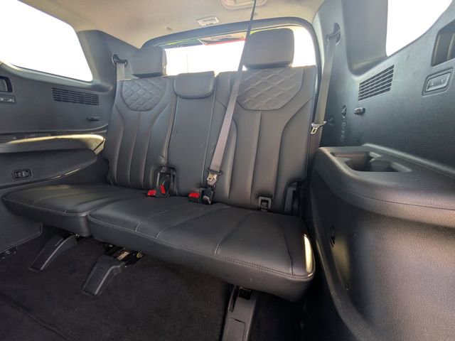 Used 2022 Hyundai Palisade Limited image 18