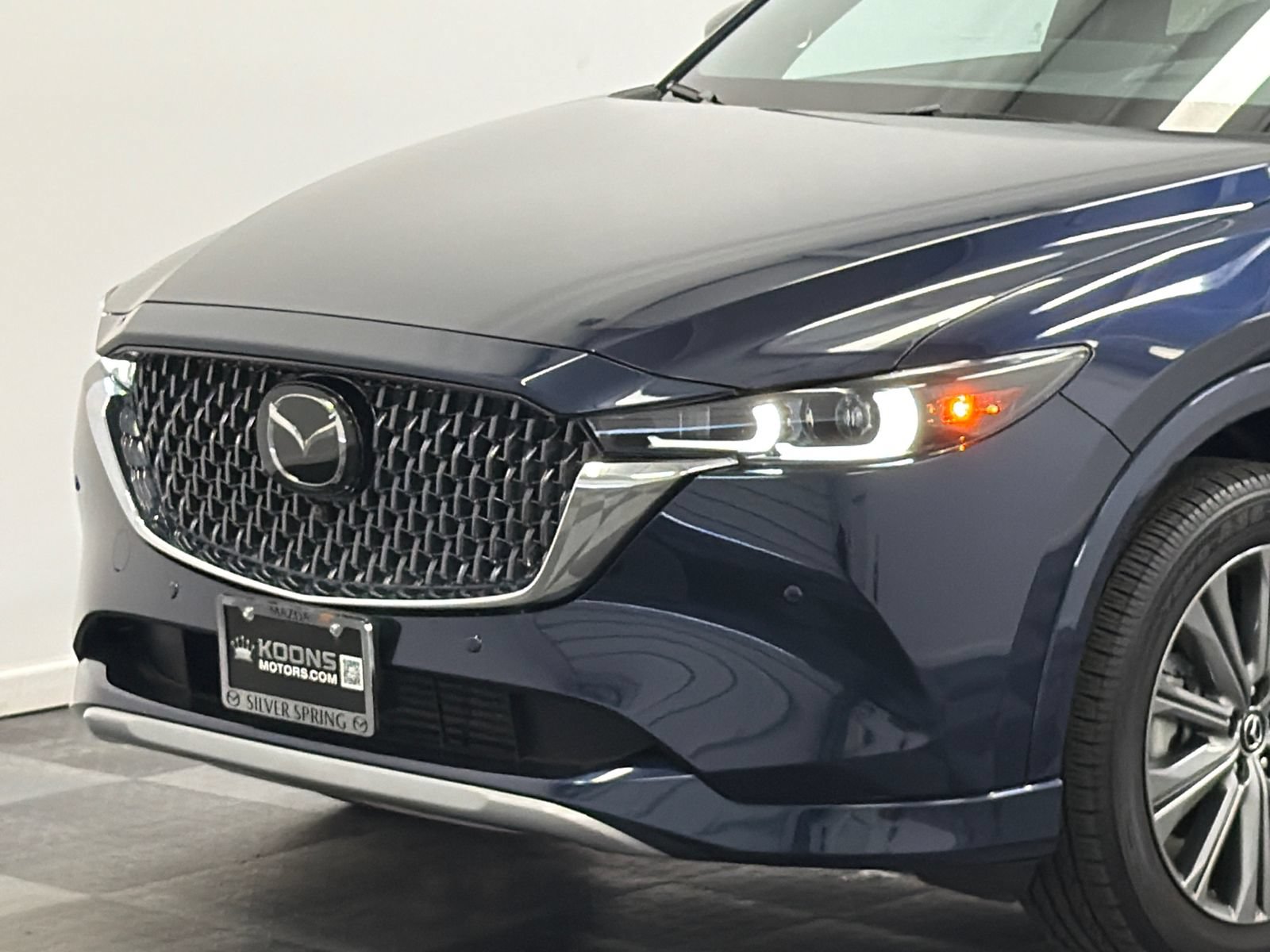 Certified 2025 MAZDA CX-5 Signature AWD/4WD video 2