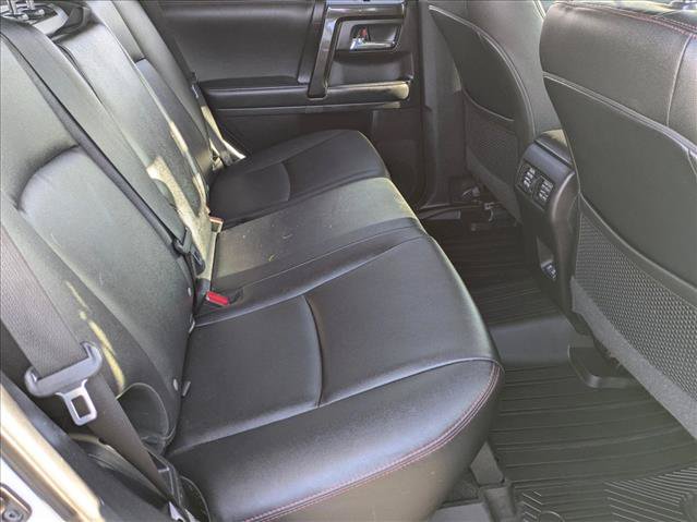 Used 2022 Toyota 4Runner TRD Off-Road Premium AWD/4WD image 18